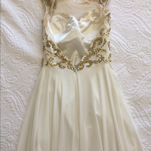 Cinderella Divine Style# JC3204 - Picture 4 of 4